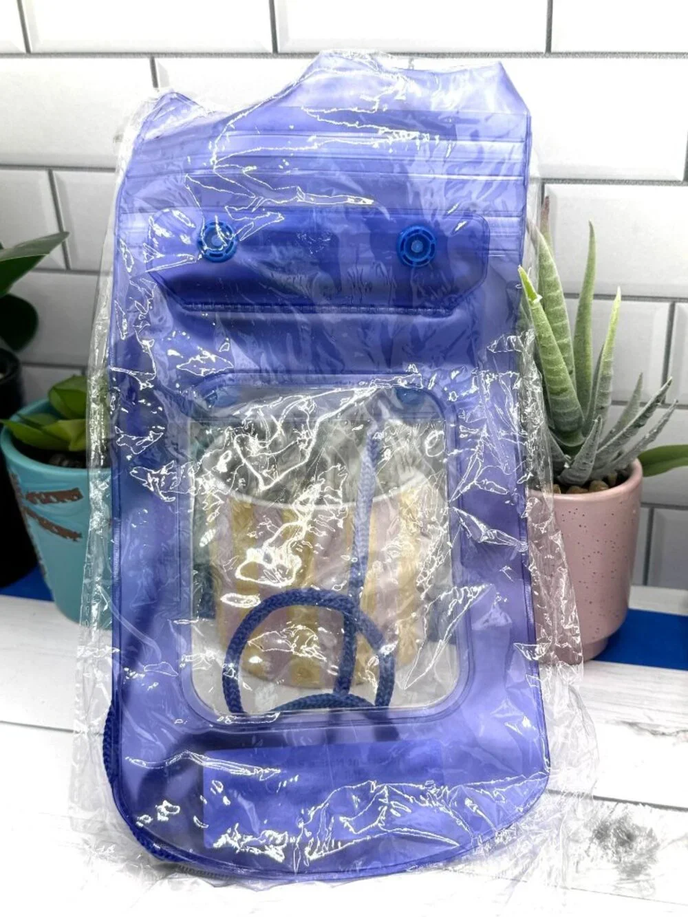 Waterproof Phone Pouch W/Adjustable Lanyard & Clear Window For Touchscreen Use